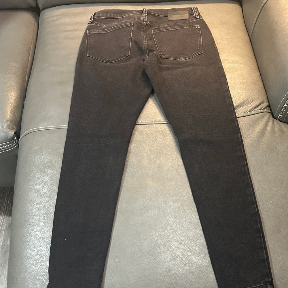 Calvin Klein High Rise Skinny Womens Black Jeans, size 28 - Picture 8 of 8
